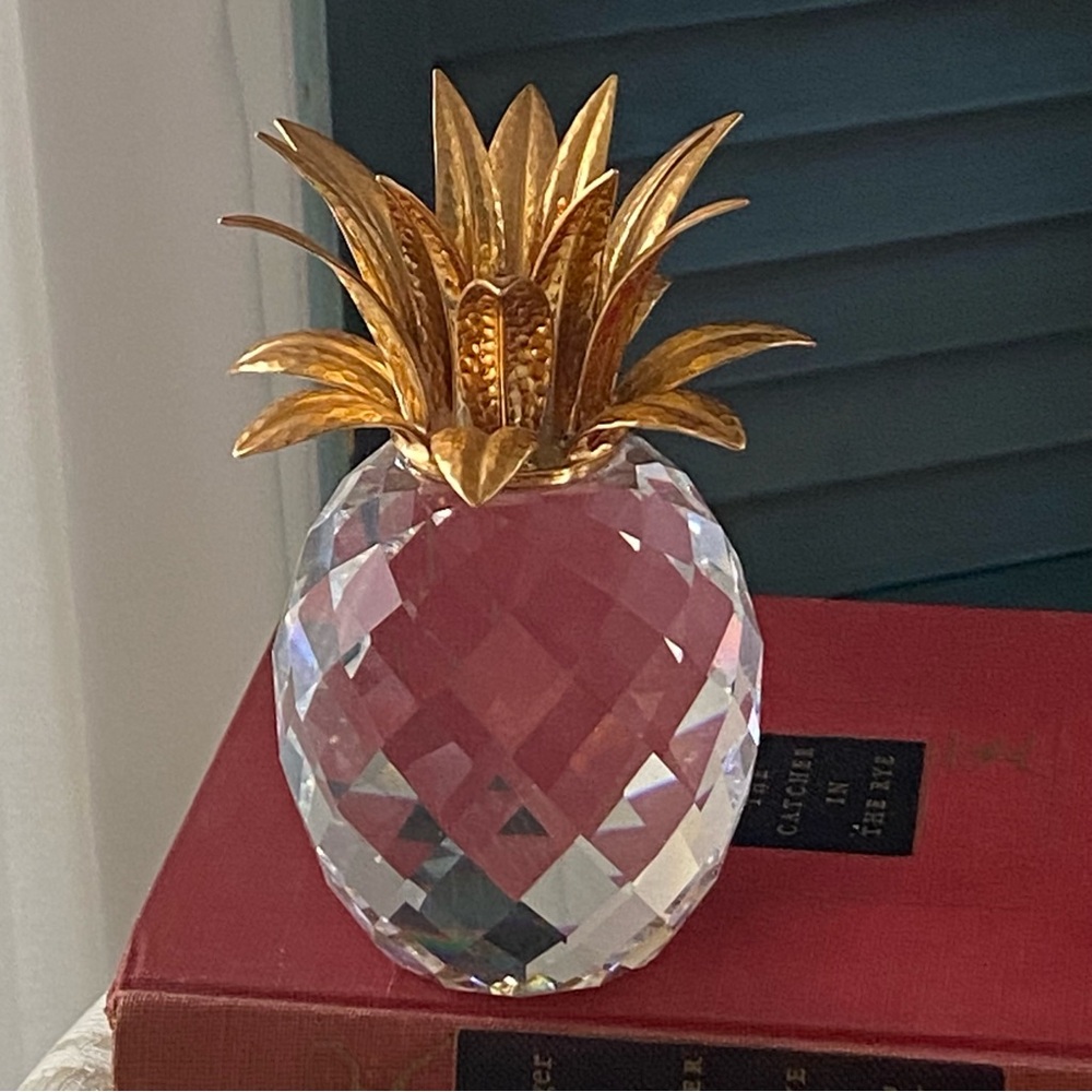 Swarovski Crystal Pineapple Candle Holder *Missing 1 tiny Crystal underneath